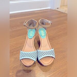 Kenneth Cole Reaction platform, size 5.5, excellent condition, green and brown